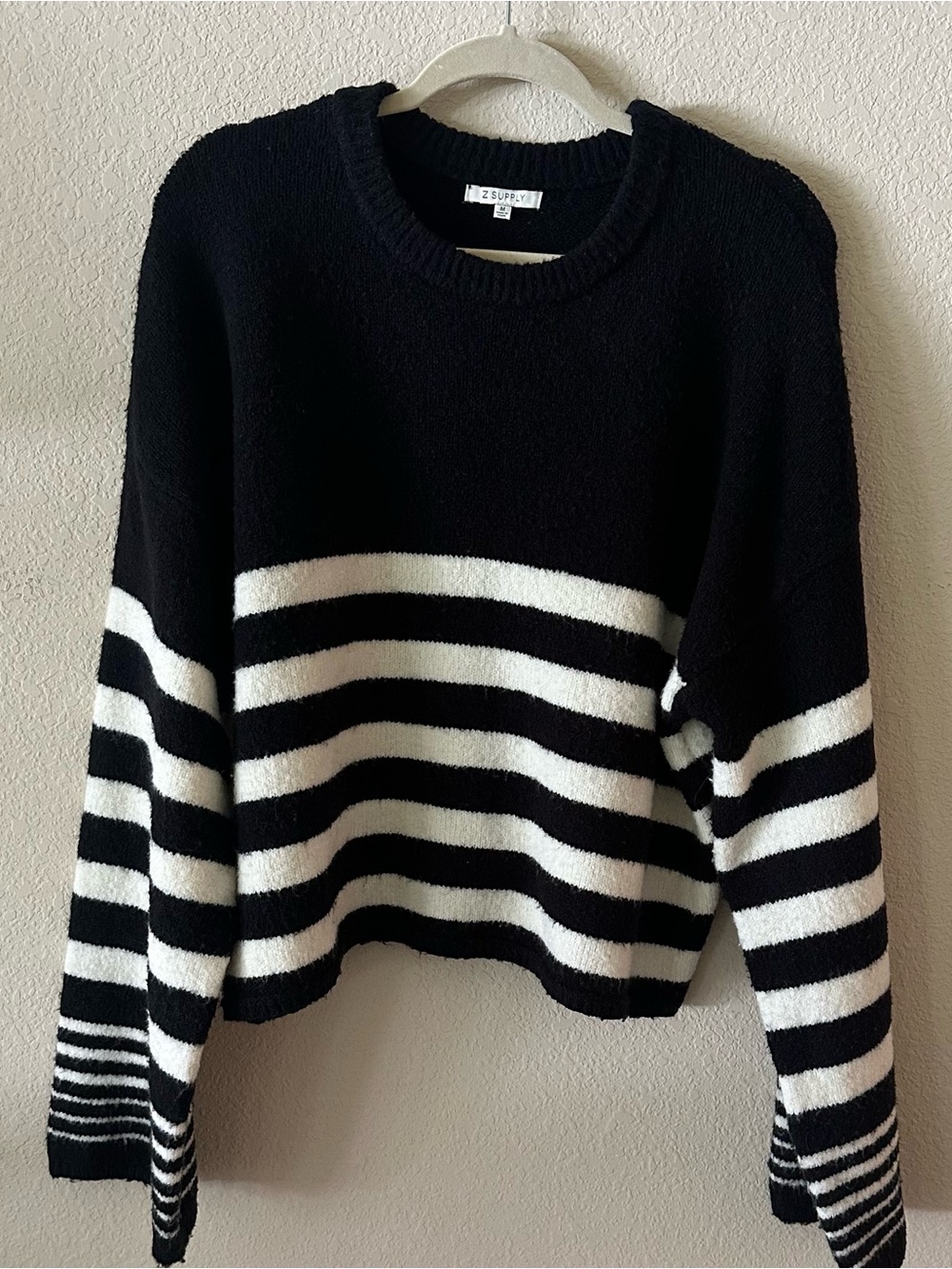 Z Supply Black and White Striped Crewneck Sweater size Medium